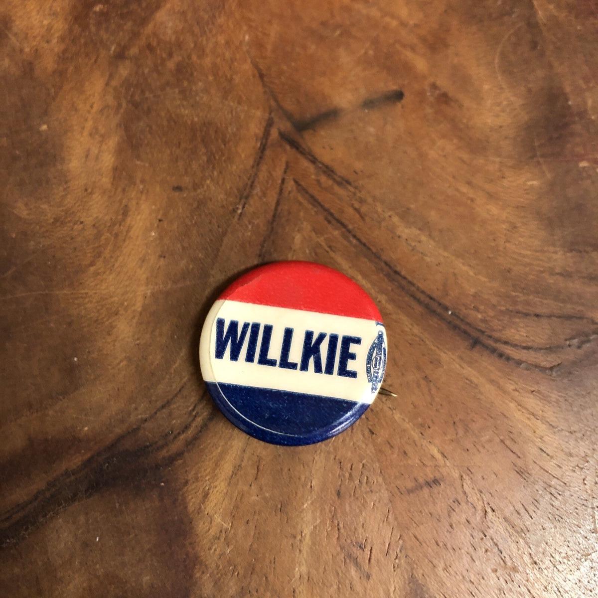 """Willkie Celluloid 7/8"""" Political Pin"""